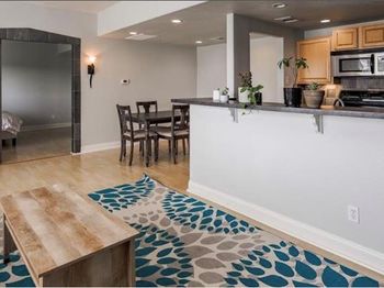 2612 San Pedro St A-118