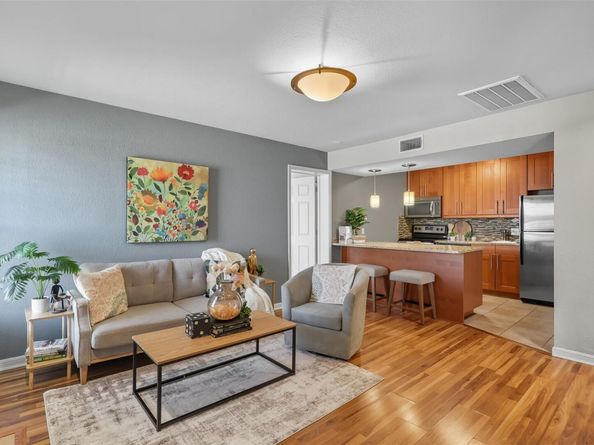 7685 Northcross DR 1028, Austin TX 78757