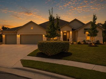 501 Great Lawn CV