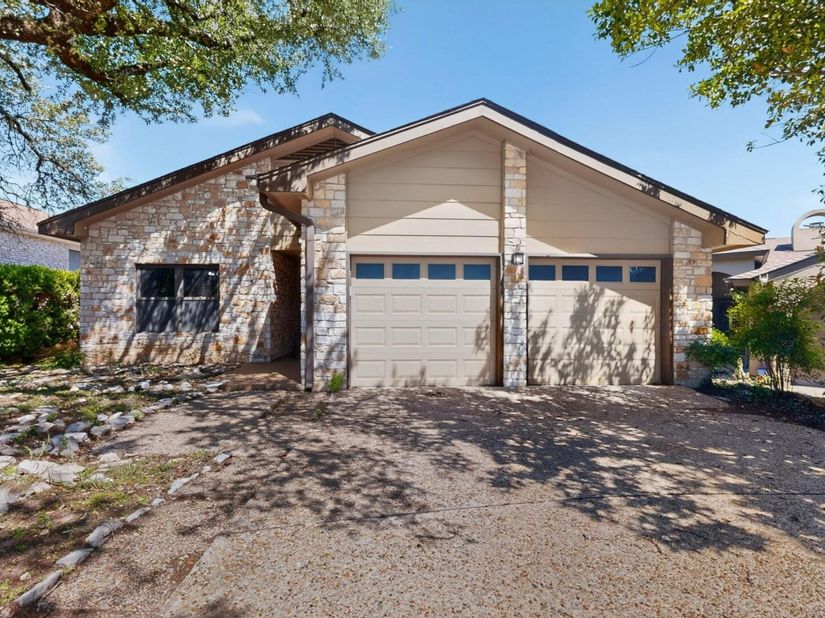 9202 Amberwood CV, Austin TX 78759