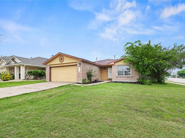 3800 Hickox DR, Round Rock TX 78665