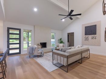 415 Baldridge DR