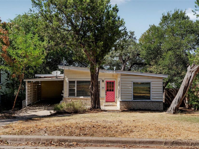 2111 W 10th ST, Austin TX 78703