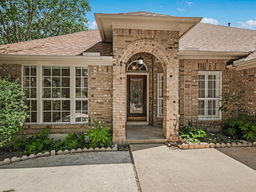 10817 Redmond RD, Austin TX 78739