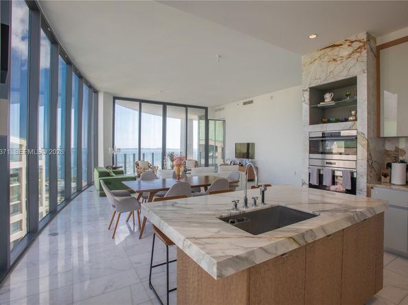 2821 S Bayshore Drive 20D, Miami FL 33133