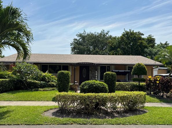 5844-5846 Pierce Street, Hollywood FL 33021