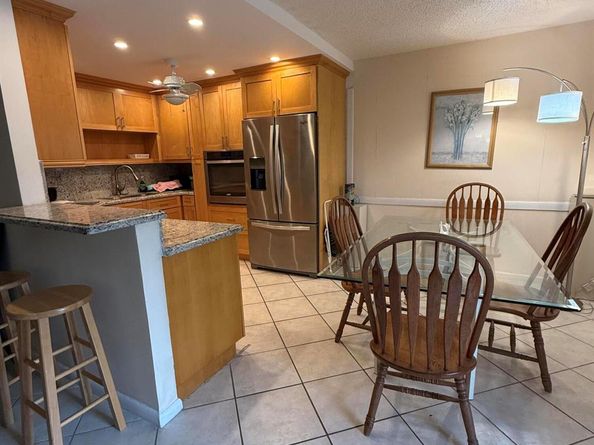 1046 Wolverton C, Boca Raton FL 33434