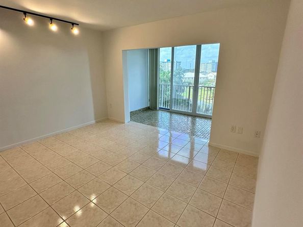 3850 Washington Street 510, Hollywood FL 33021