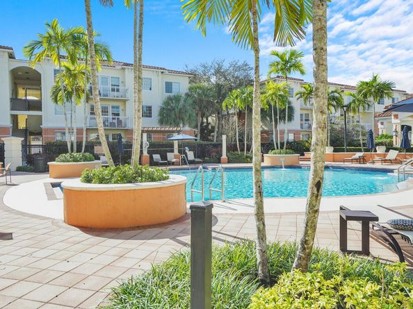 9901 Baywinds Drive 3305, West Palm Beach FL 33411