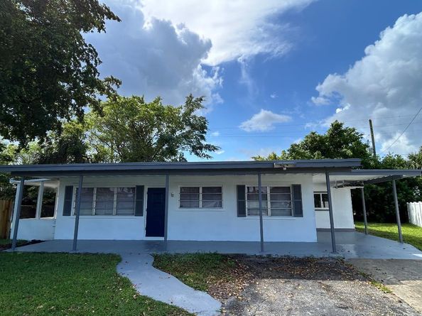5724 Seton Drive, Margate FL 33063