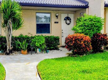 116 Golden Lakes Boulevard