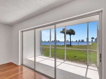 2936 Lake Shore Drive