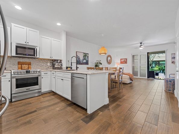 4222 E Dixie Hwy 82, Oakland Park FL 33334