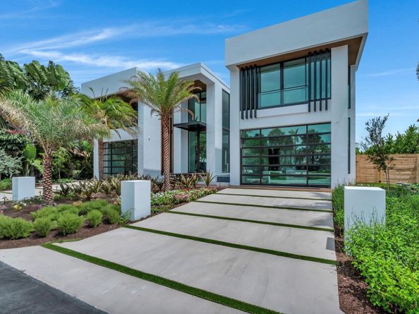 681 Golden Harbour Drive, Boca Raton FL 33432