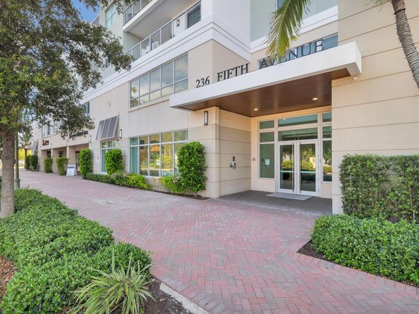236 SE 5th Avenue 301, Delray Beach FL 33483