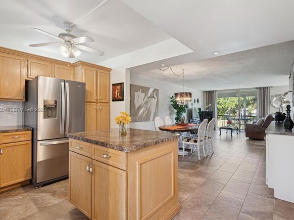 700 S Hollybrook Drive 201, Pembroke Pines FL 33025