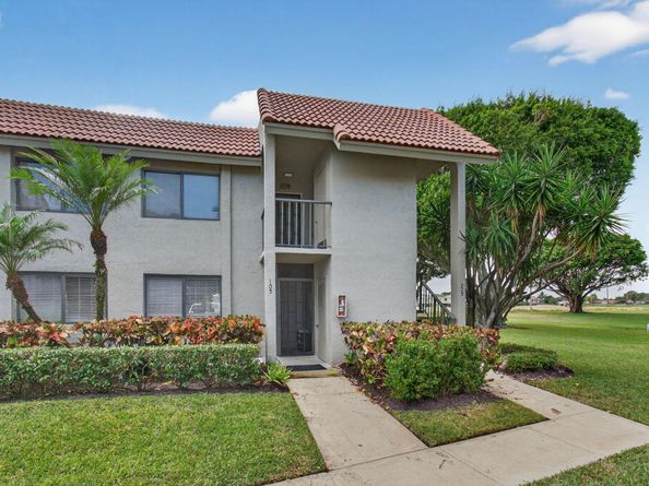 5771 Fairway Park Court 205, Boynton Beach FL 33437
