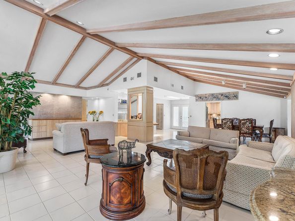 30 Hampshire Lane, Boynton Beach FL 33436