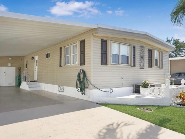 1830 SW 83rd Ave, Davie FL 33324