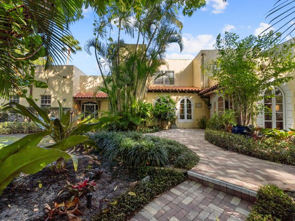 1608 Lake Avenue, West Palm Beach FL 33401