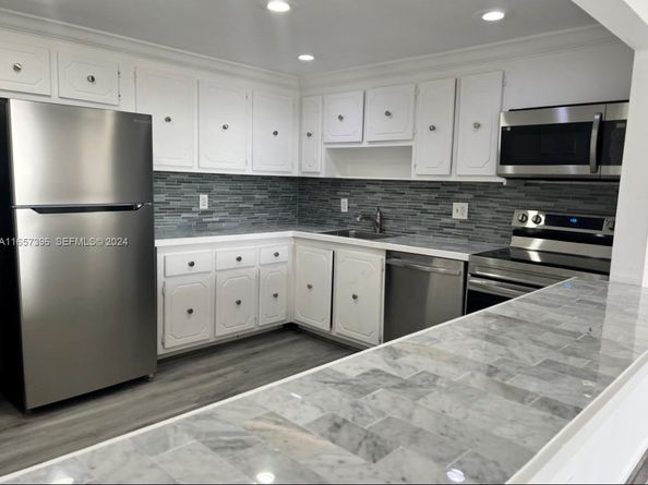 13499 Biscayne Boulevard 1205, North Miami FL 33181