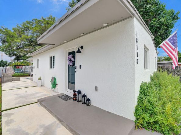 10222 SW 181st Street, Miami FL 33157