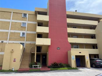 9190 Fontainebleau Boulevard
