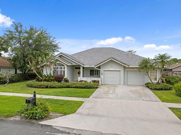 1931 Staimford Circle, Wellington FL 33414