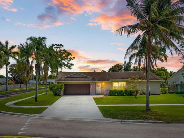 167 Ponce De Leon Street, Royal Palm Beach FL 33411