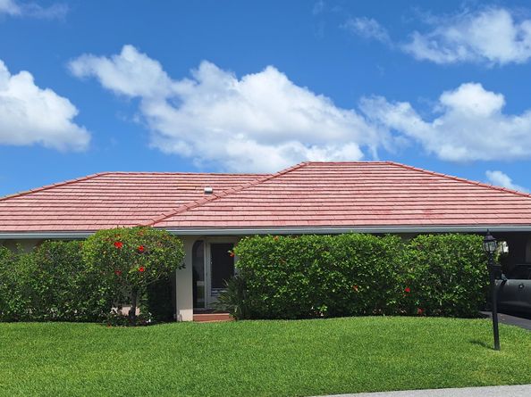233 Rio Vista Circle 233, Atlantis FL 33462