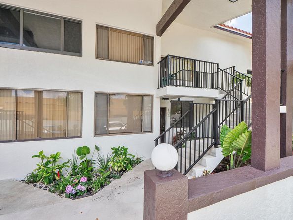 3100 NW 46th Street 203, Oakland Park FL 33309