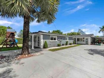 3008 NW 13th Street