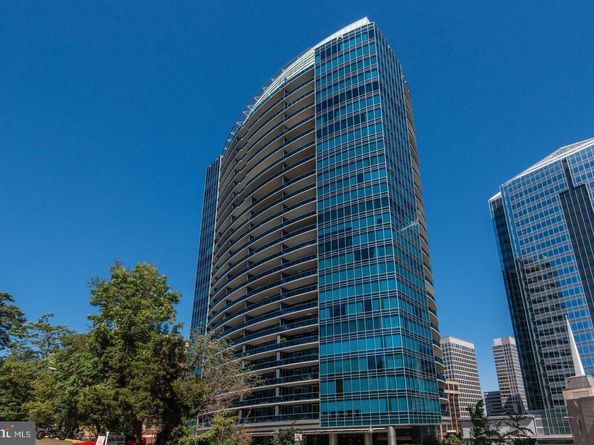 1881 N Nash Street 607, Arlington VA 22209