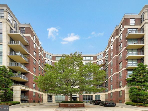 2020 12TH Street NW T05, Washington DC 20009