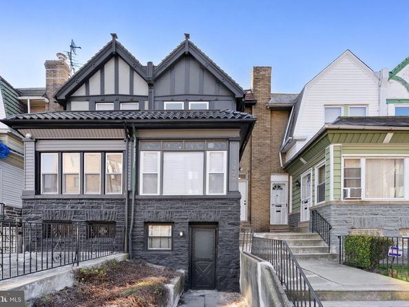 1426 W Grange Avenue, Philadelphia PA 19141