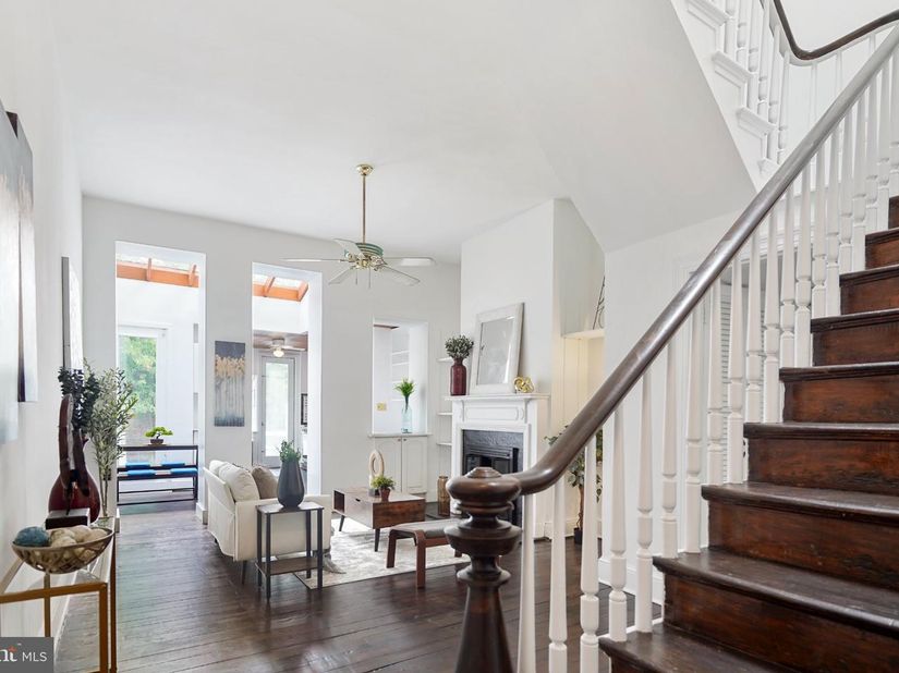 1215 29TH NW, Washington DC 20007
