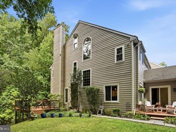 441 Wooded Way