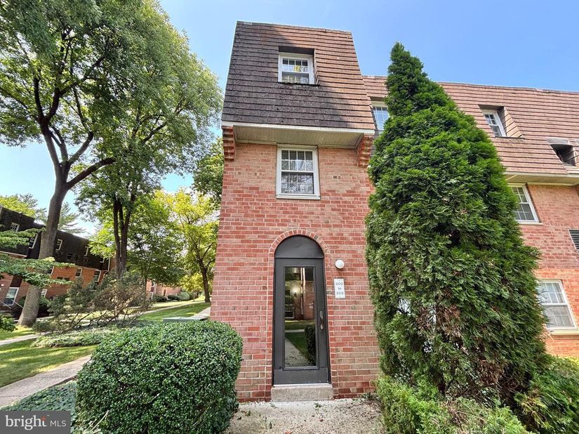 4000 Gypsy Lane 202A2, Philadelphia PA 19129