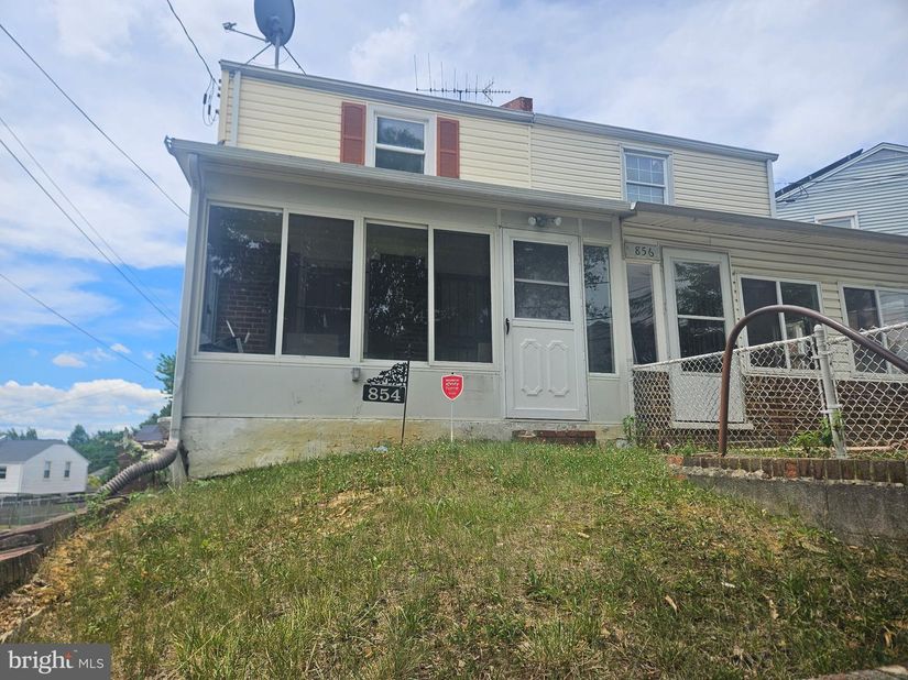 854 51st Street NE, Washington DC 20019