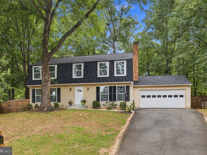 2283 Dosinia Court, Reston VA 20191
