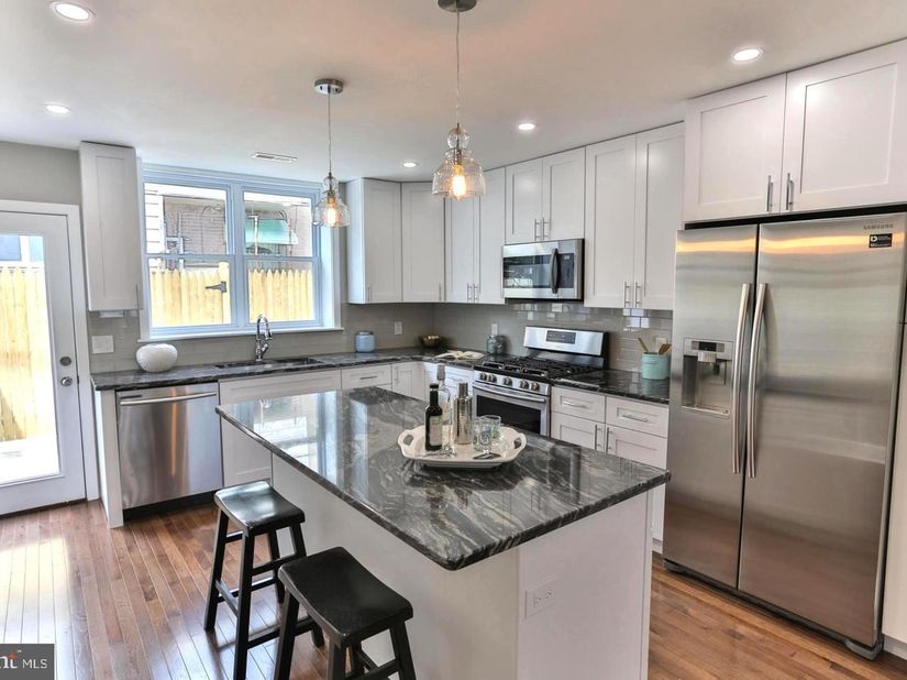 1039 Tree Street, Philadelphia PA 19148