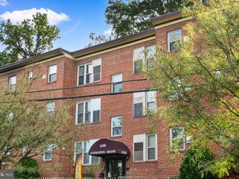 4190 Livingston SE