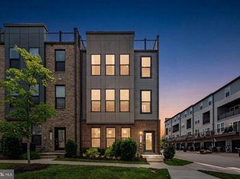2317 Liberty Loop
