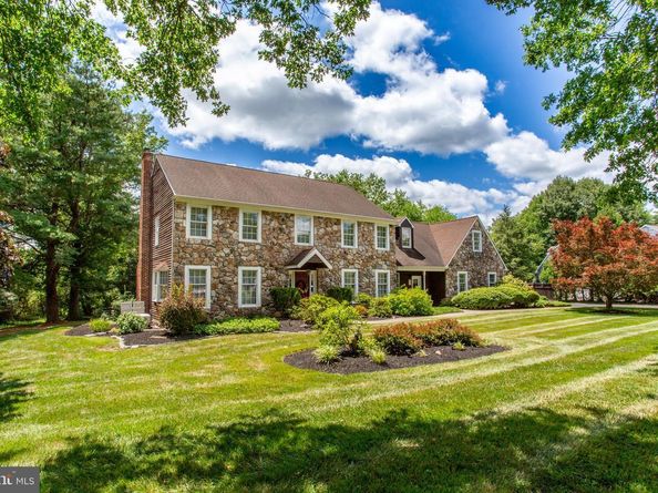 950 Camelot Road, Furlong PA 18925
