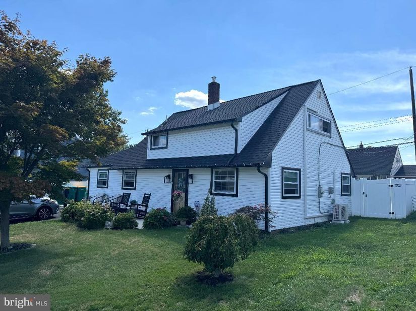 57 Greenbrier Road, Levittown PA 19057