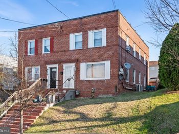 917 47TH Street NE