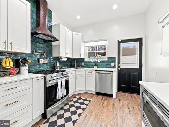2543 S 17TH Street, Philadelphia PA 19145