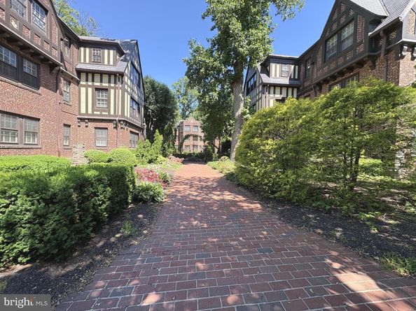 415 City Avenue E2, Merion Station PA 19066