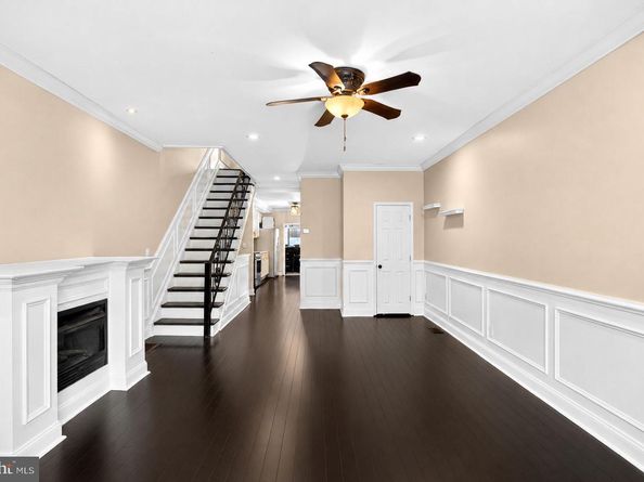 1916 S Front Street, Philadelphia PA 19148