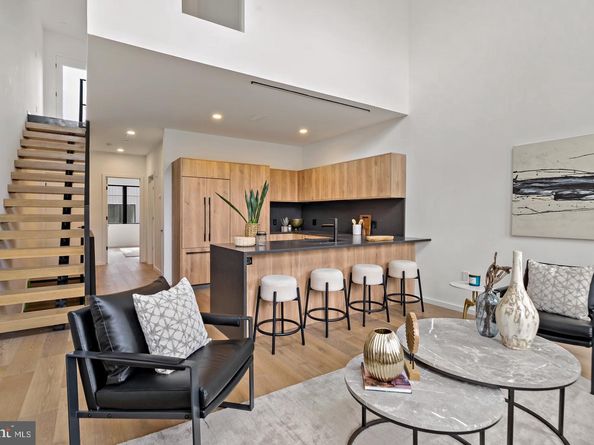 1713B Montrose Street 6, Philadelphia PA 19146